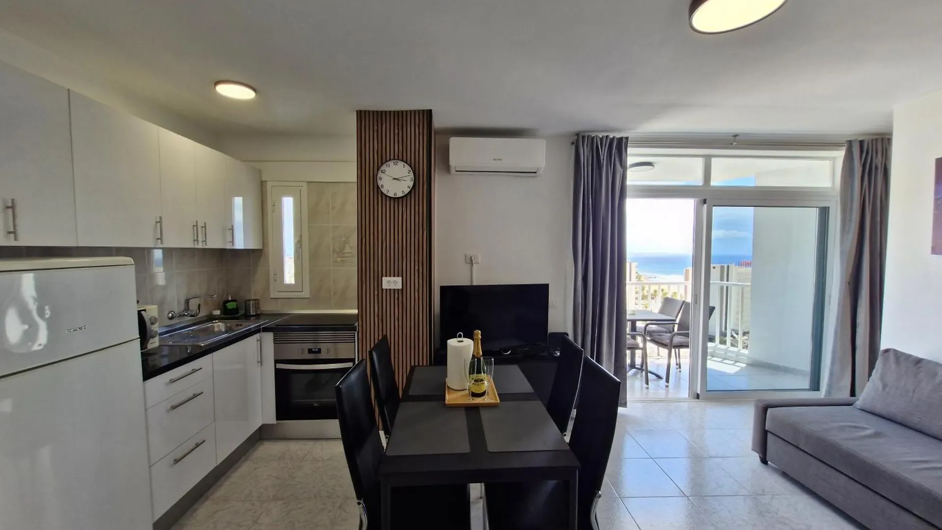 Premier View Las Americas Arona  0*, Arona (Tenerife) Spain
